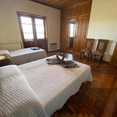 Comfortable With Private Pool In Braganca Macedo de Cavaleiros