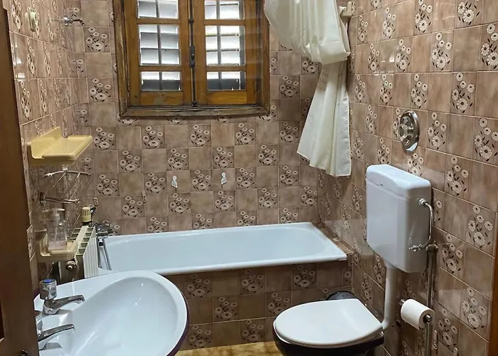 Comfortable With Private Pool In Braganca Macedo de Cavaleiros